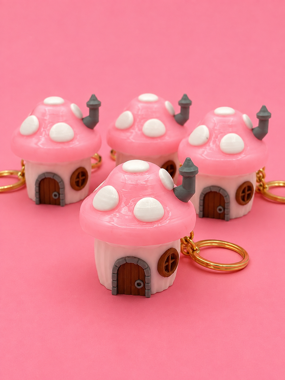 Llavero Casita Hongo Kawaii 🍄🏠 - Imagen 4